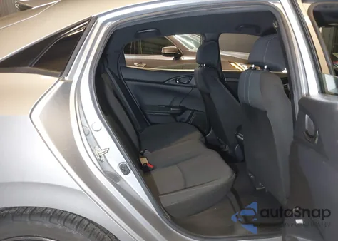 2018 Honda Civic Sport z USA, uszkodzony, nr VIN SHHFK7H49JU408440